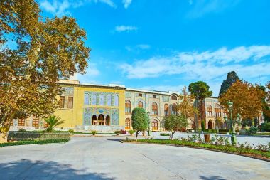 Gülistan Sarayı ve bahçelerinin Tehran keşfedin