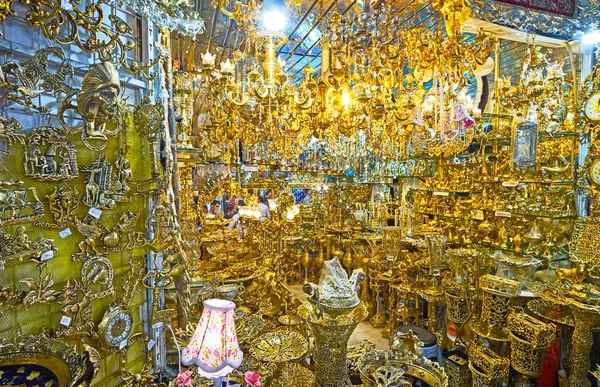 Tahran kapalı çarşı metal ürünleri ahır — Stok fotoğraf