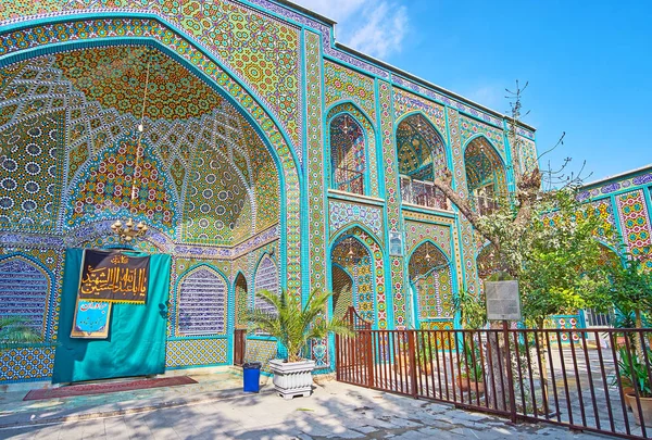 Fachada del Santuario de Syed Nasiruddin en Teherán — Foto de Stock