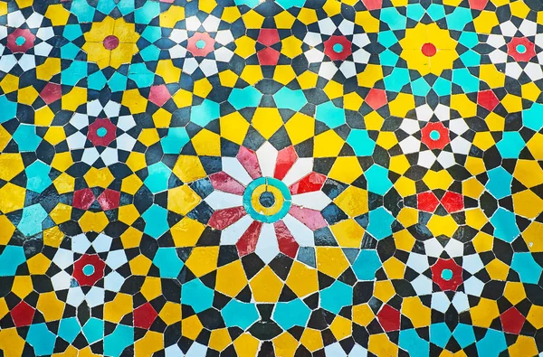 Tiled decors of Shrine of Syed Nasiruddin in Tehran — Stock Photo, Image