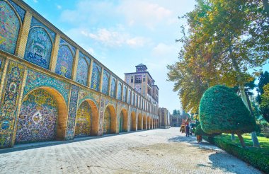 Güneş, Gülistan, Tahran yapı