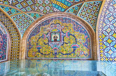 Farsça Karim hani Nook, Gülistan, Tahran'da desen döşenir