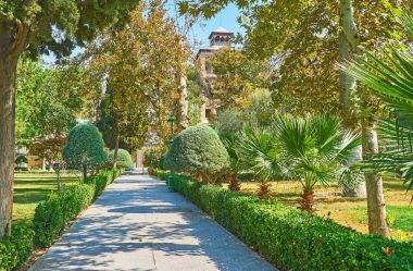 Gülistan Bahçe, Tehran sokak