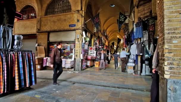 Inifrån historiska Grand Bazaar — Stockvideo