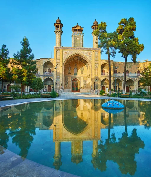 Clock tower av Sepahsalar moskén, Teheran — Stockfoto