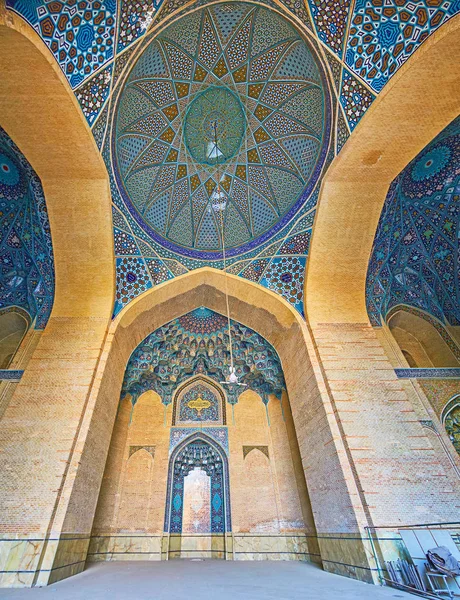 Panorama över sommarterrass Sepahsalar moské, Teheran — Stockfoto