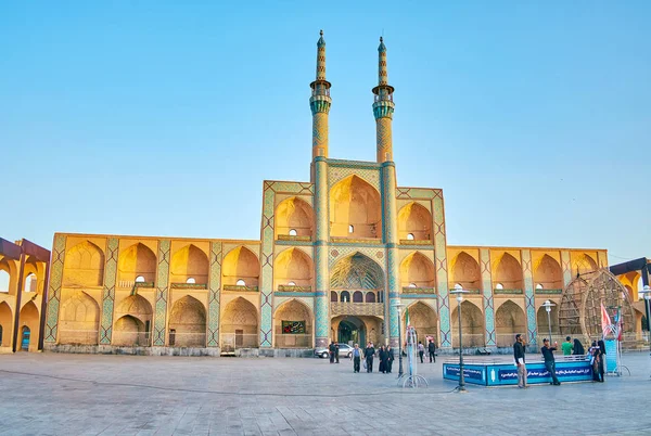 The most beautiful building in Yazd — Stock Photo, Image