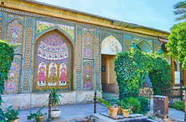 Şiraz, Iran Naranjestan kompleks kiremitli süslemeleri