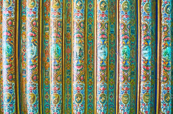 Die Holzdecke in qavam Haus, shiraz, iran — Stockfoto