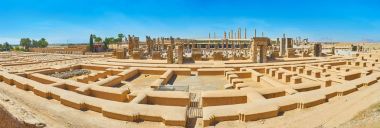Persepolis Mount merhamet, İran üzerinden