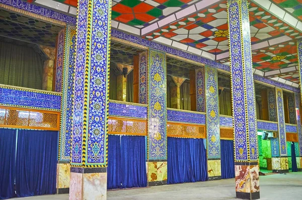 Lado femenino en la mezquita Hazayer en Yazd —  Fotos de Stock