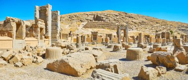 Yüz sütunlar salonu Persepolis, İran'ın Panoraması
