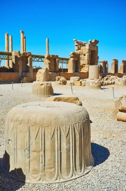 Persepolis, İran'ın eski sütunlar