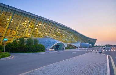 Ana dış hatlar terminali Haydar Aliyev Havaalanı