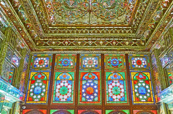 Dekoratif merdivenler, Şiraz, Iran sanatı