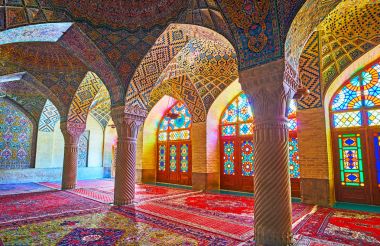Sütunlar, Şiraz, Iran ile salonu