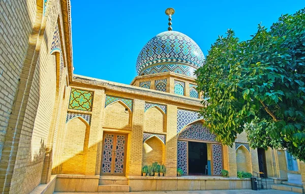 Der Schrein in der nasir ol-molk Moschee, shiraz, iran — Stockfoto