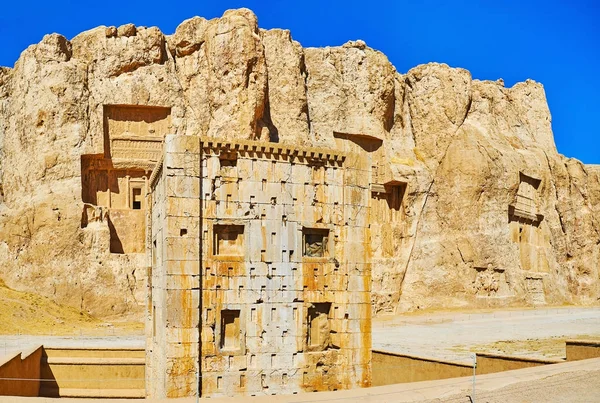 Území Naqsh-e Rustam nekropole, Írán — Stock fotografie