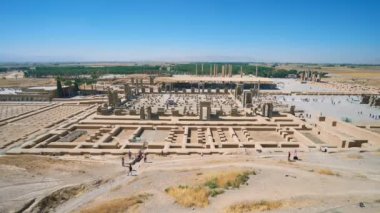 Bakış açısı (rahmet) Rahmet Dağı yamacında antik Persepolis, İran'ın tadını çıkarmak için en iyi yerdir.