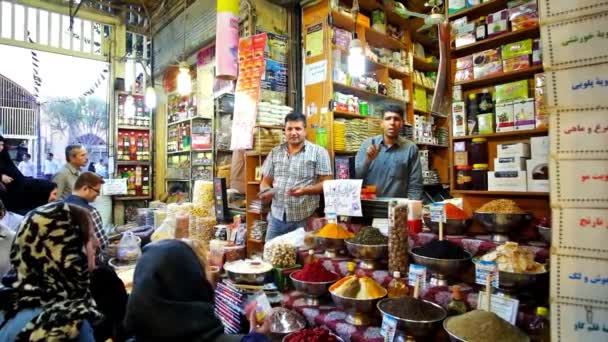 Şiraz Iran Ekim 2017 Sıranın Önünde Vakil Bazaarı Baharat Durak — Stok video