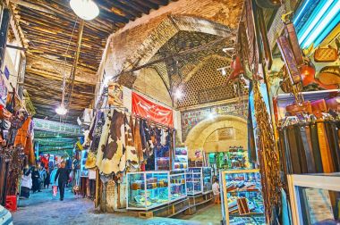 Doğu çarşı, Şiraz, Iran kaotik sokakları