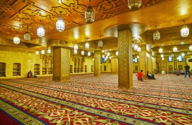 Al Sahabe Camii, Sharm El Sheikh, Egyp altın iç
