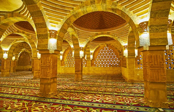 Binnenkant Al Sahaba moskee in Sharm El Sheikh, Egypte — Stockfoto