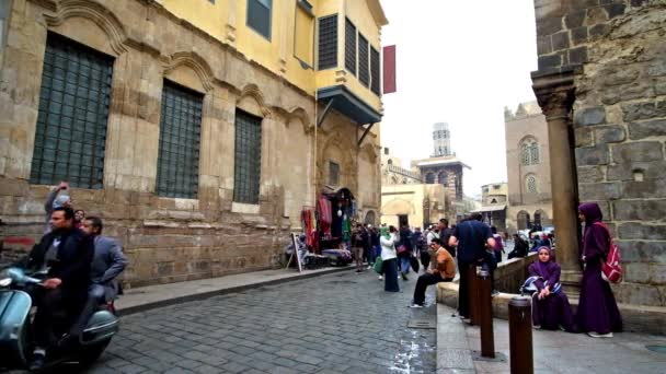 Cairo Egypt December 2017 Muizz Street Popular Tourist Location Locals — Stock Video