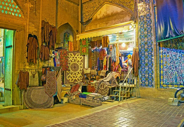 Das Geschäft auf dem vakil Basar, shiraz, iran — Stockfoto