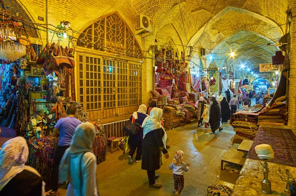 O mercado popular de Shiraz, Irã — Fotografia de Stock