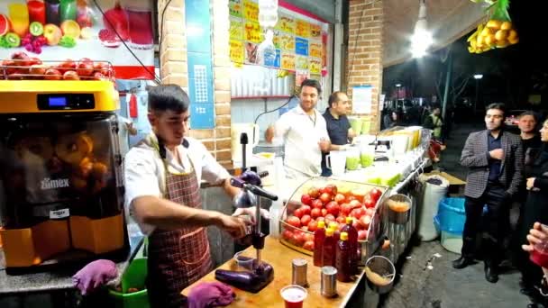 Tehran Iran Octobre 2017 Bar Frais Grand Bazar Barmen Prépare — Video