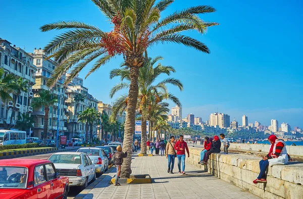 Пешеходные зоны в Александрии, Египет — стоковое фото