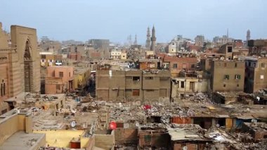 İslami Kahire, Han El Halili ın Bazaarı Al Muizz Caddesi ve cephe Sultan al-Mu'ayyad Camii, Mısır'ın kenar mahallelerinde Bab Zuwayla kapısı görünümü.