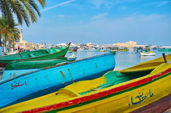 De gekleurde boten in Alexandrië, Egypte — Stockfoto