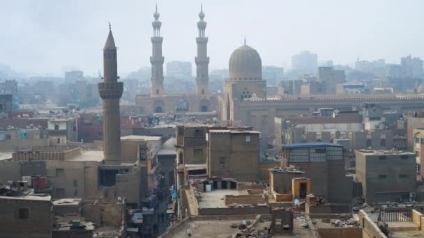 Minaretes Altos Bab Zuwayla Portão Cúpula Mesquita Sultan Ayyad Subir — Vídeo de Stock