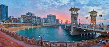 Akşam walk Stanley mahallede, Alexandria, Mısır