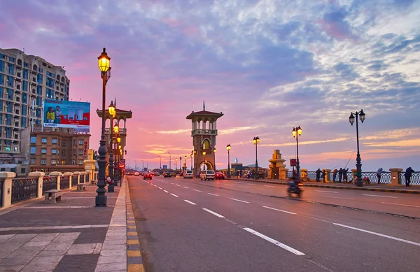 Walk on Stanley bridge, Alexandria, Egypt — Stock Photo, Image