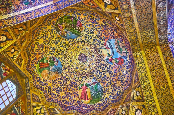 La cúpula dorada de la catedral de Vank, Isfahán, Irán —  Fotos de Stock