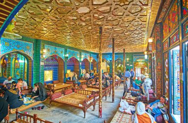 Isfahan, İran'ın geleneksel Fars Restoran