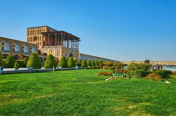 The palace in Naqsh-e Jahan square, Isfahan, Iran — Stock Photo, Image