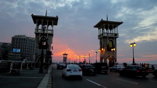 Олександрія Єгипет Грудня 2017 Приємну Прогулянку Ввечері Вздовж Стенлі Bridge — стокове відео