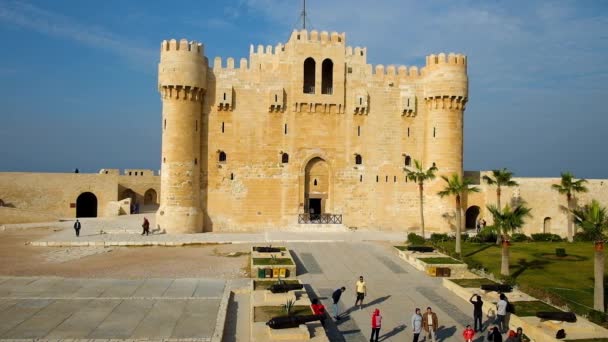 Aleksandria Egipt Grudnia 2017 Fasada Średniowiecznej Cytadeli Qaitbay Jego Wysoki — Wideo stockowe
