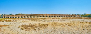 Si-o-se-pol Köprüsü, Isfahan, Iran Panoraması