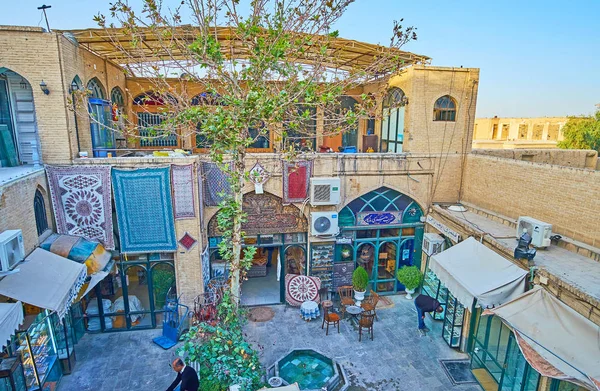 Cortile commerciale di Isfahan Grand Bazaar, Iran — Foto Stock