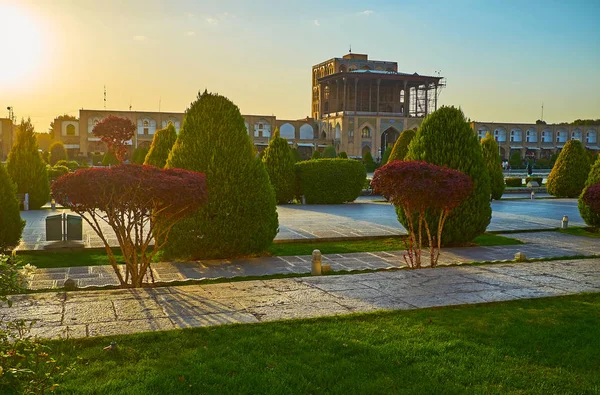 Puesta de sol en la plaza Naqsh-e Jahan, Isfahán, Irán — Foto de Stock