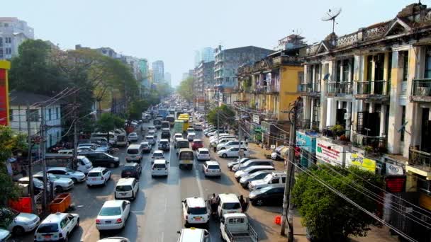 Yangon Mianmar 2018 Február Lassú Nehéz Forgalom Anorata Road Stretching — Stock videók
