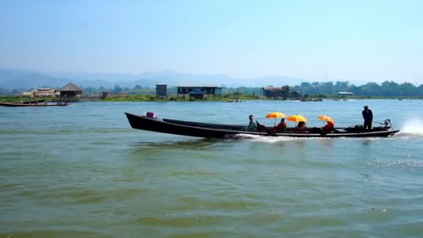 Inle Lake Birma Lutego 2018 Podróż Wzdłuż Jeziora Inle Szybki — Wideo stockowe