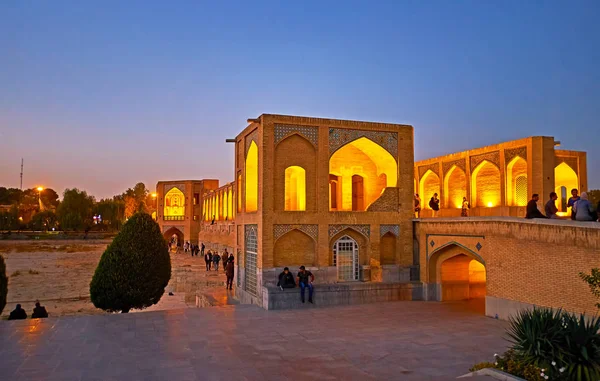 De middeleeuwse brug van Isfahan, Iran — Stockfoto