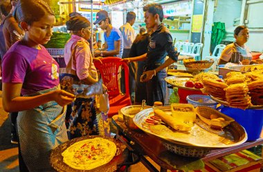 Sıcak krep Chinatown Yangon, Myanmar