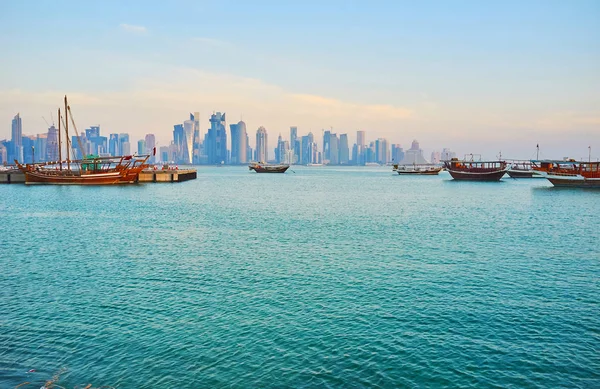 A paisagem marinha de Doha, Qatar — Fotografia de Stock